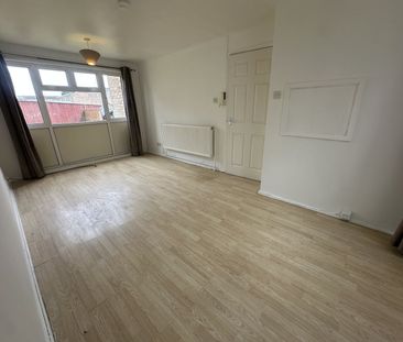 Kesteven Walk, Peterborough, PE1 5DS - Photo 2