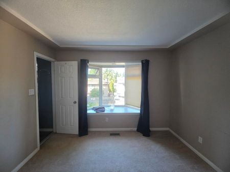 Quiet Family Area - Photo 5