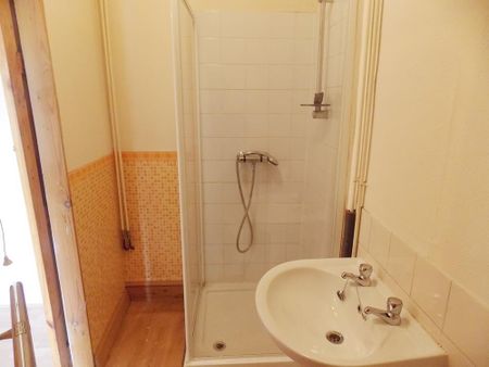 1 bed flat to rent on Ilkeston, Market Street, DE7 - Photo 5