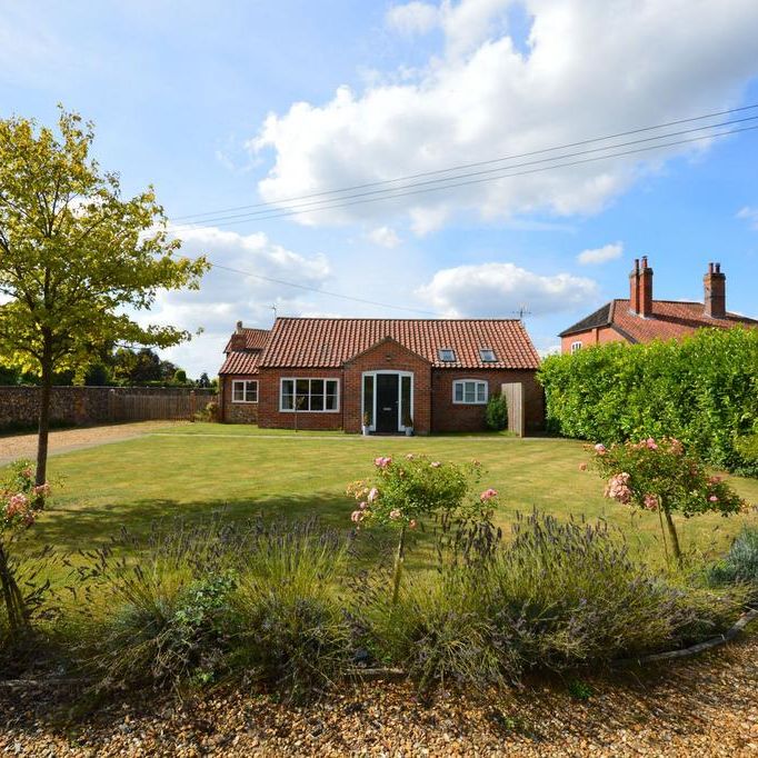 2 bedroom detached house to rent - Photo 1