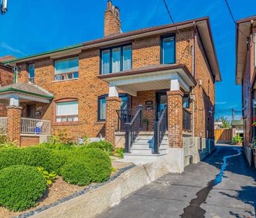 For Lease - 1993 Dufferin Street, Toronto, Ontario - Photo 2