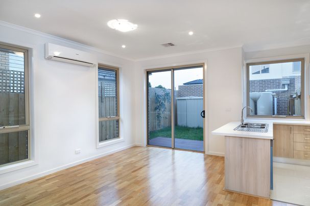 1/108 Kanooka Grove, Clayton VIC 3168 - Townhouse For Rent | Domain - Photo 1