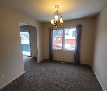 1603 27 Ave SW, Calgary - Photo 1