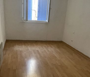 À LOUER - APPARTEMENT T3 Pont-Saint-Esprit - Photo 2