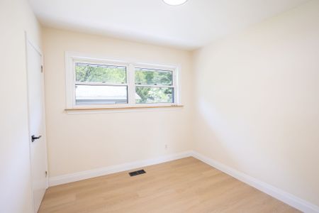 For Lease - 322 Shanty Bay Road Unit# Main, Oro-Medonte, Ontario - Photo 5