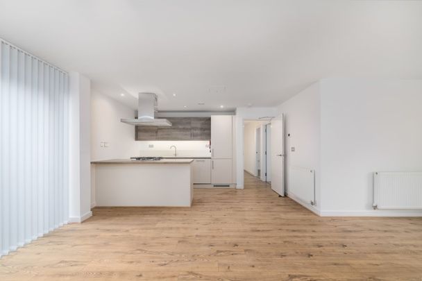 3 bedroom apartment to rent - Photo 1