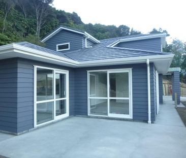 WAINUIOMATA LIVING - Photo 4
