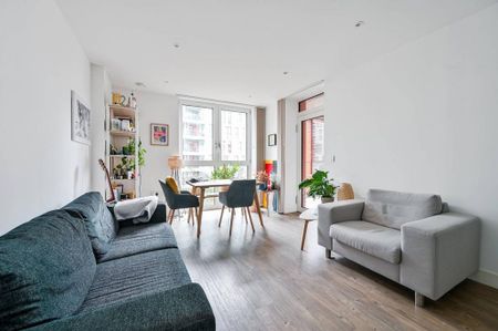 1 bedroom flat to rent - Photo 2