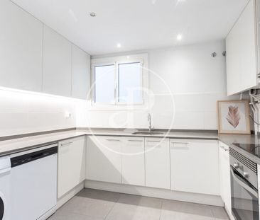 Apartment for rent in Gran de Gracia - Photo 3