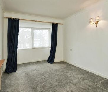 Homelees House, Dyke Road - Photo 2