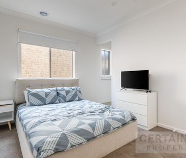 Stylish Fully Furnished Co-Living Rooms with Private Bathrooms – Al... - Photo 6