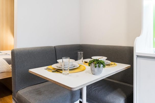 1 bedroom private hall to rent - Photo 1