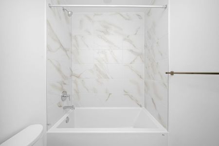 For Lease - 395 Dundas Street Unit# 819, Oakville, Ontario - Photo 5