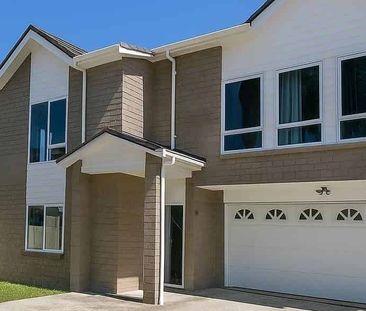 5-Bedroom, 4-Bathroom Family Home in Prime Loc... - Photo 2