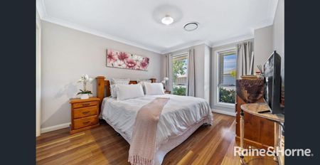 Style, Space & Location - Photo 3