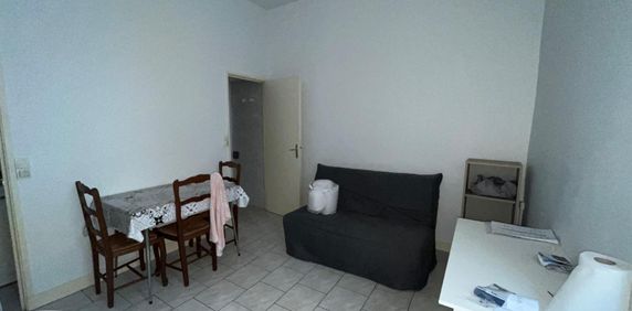 Location Appartement 1 pièce 15m² AGEN 47000 - Photo 2