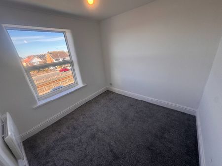 Flat , Osbourne Apartments, Maitland Avenue, Thornton-Cleveleys - Photo 2