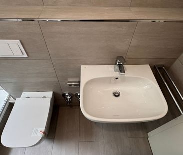 *** Charmante Altbauwohnung in grüner Lage! *** - Photo 3