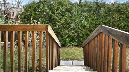 For Lease - 1050 Bristol Road Unit# 32, Mississauga, Ontario - Photo 2