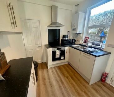 1 bedroom in a house share to rent - Photo 3