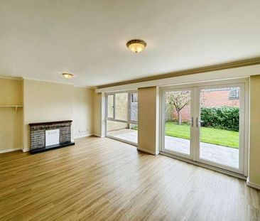 Sanctus Drive, Stratford-upon-avon, CV37 - Photo 3