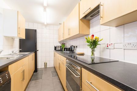 Room in a Shared House, Camberwell New Road, SE5 - Photo 5