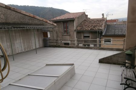 Appartement F3 duplex avec terrasse à louer à TAIN L'HERMITAGE - Photo 3