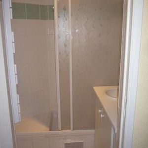 Appartement à louer - 1 pièce - 37 m² - Photo 3