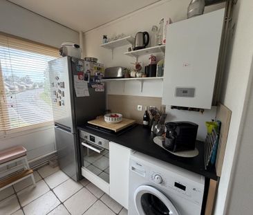Location Appartement 3 pièces 71m² EU 76260 - Photo 3