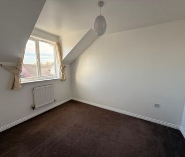 4 bedroom townhouse to rent - Photo 5