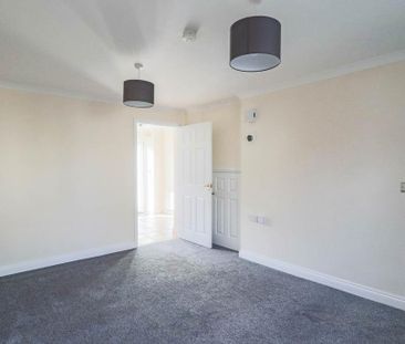 2 bedroom semi-detached house to rent - Photo 3