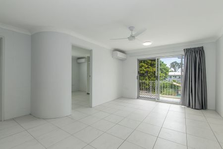 6/42 Clayton Street, Hermit Park - Photo 4