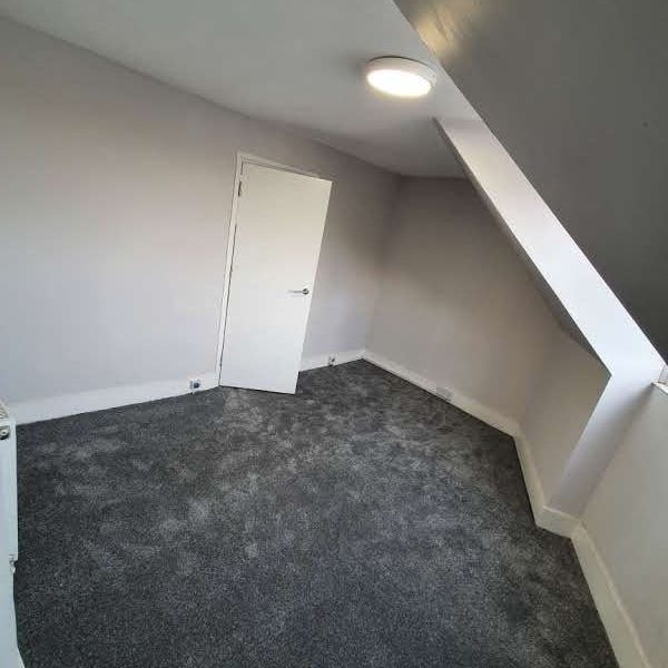 1 Bed Flat, Eardley Road, SW16 - Photo 1