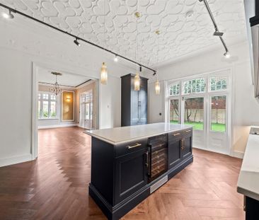 6 bedroom detached house to rent - Photo 5