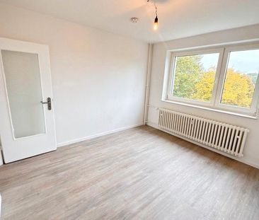 Charmante 3-Zimmer-Wohnung mit großem Wohnzimmer und Balkon in Güte... - Photo 6