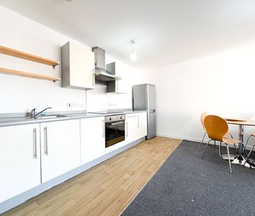 Ladywell Point, Pilgrims Way, Salford, Greater Manchester, M50 1AZ - Photo 4