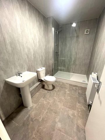 2 bedroom flat to rent - Photo 4