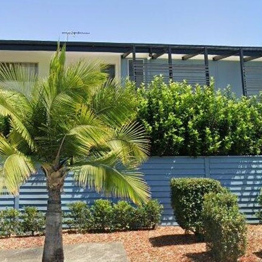 2/83-85 Malcomson Street, 4740, North Mackay Qld - Photo 1