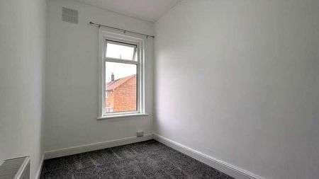 Ashton Road, Oldham, OL8 - Photo 5