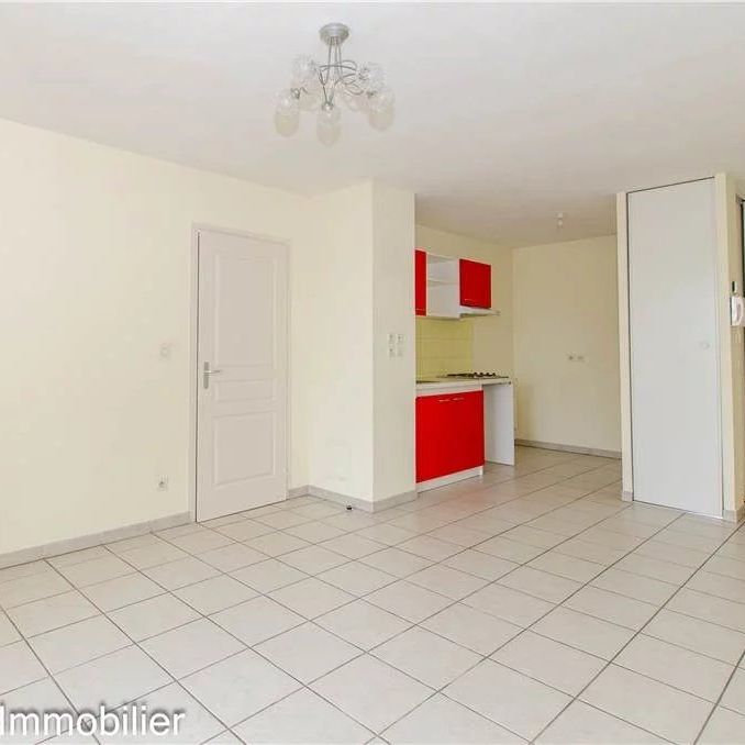 Location Appartement 3 pièces 54m² ST MARCELLIN 38160 - Photo 1