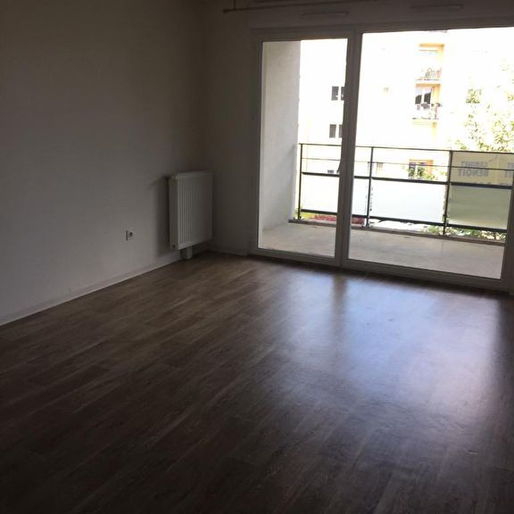 Location Appartement 3 pièces 68m² BESANCON 25000 - Photo 1