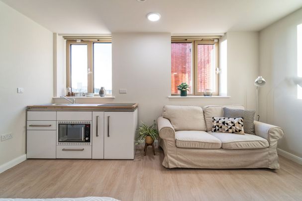 2 Bournbrook Road ALL BILLS INCLUDED - Photo 1