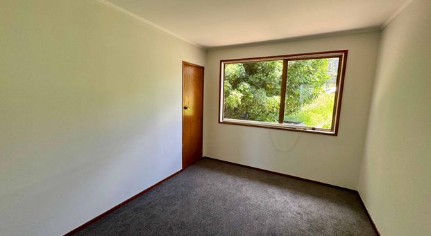 Bright & Tidy 3-Bedroom Gem - Photo 1