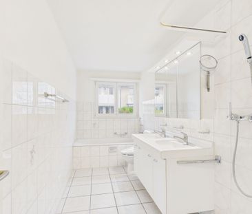 Beautiful 4.5-room single-family house with garden in Ottenbach - Foto 2