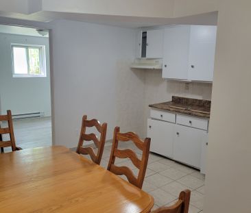Logement 3 1/2 1100$/mo - Photo 2