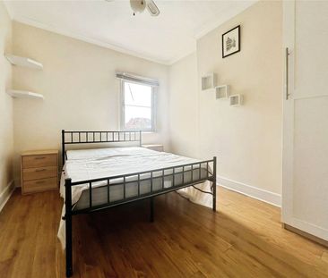 Rossindel Road, Hounslow, TW3 3QN - Photo 5