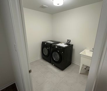 For Lease - 82 Hitchman Street, Brant, Ontario - Photo 5