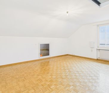 Unique 2.5-room apartment in Büren an der Aare - Foto 3