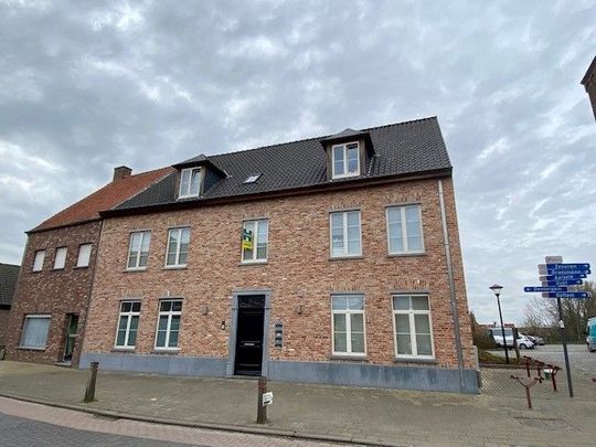 Rustig gelegen, instapklare duplex met 2 slaapkamers, terras en carport - Foto 1