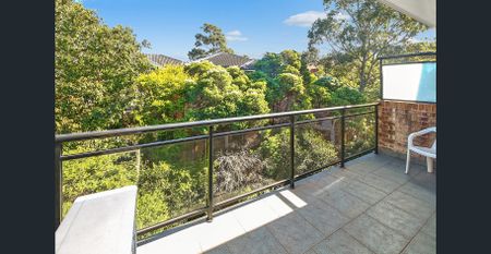 BRIGHT MODERN LIVING IN PARRAMATTA FRINGE LOCATION - Photo 5